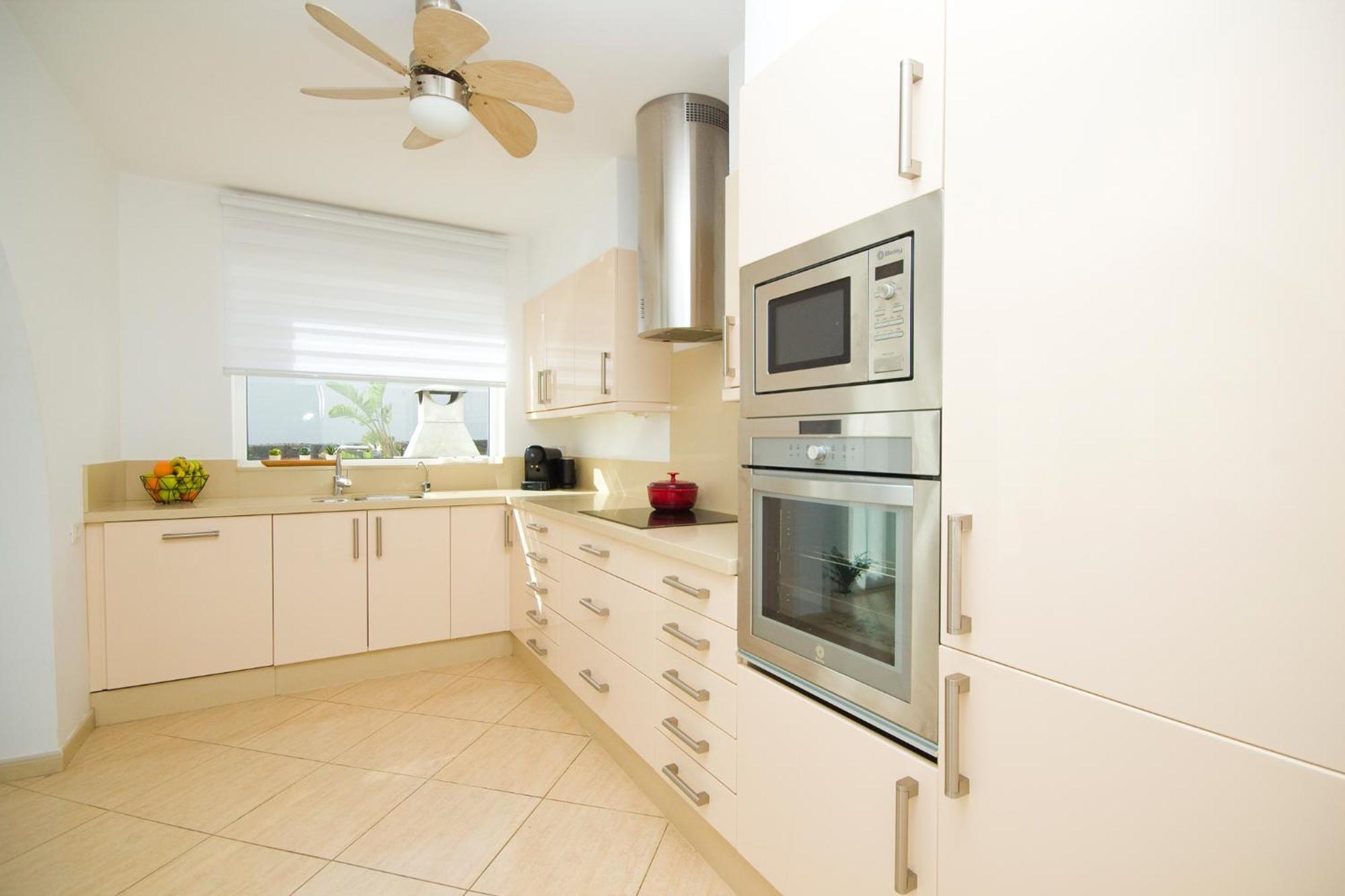 Casa Alba - By Az Rentals Tías Esterno foto
